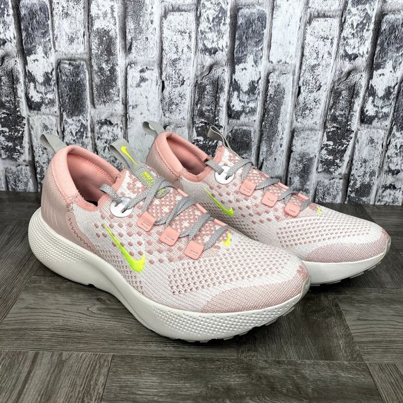 Nike React Escape DC4269-101 Women size 11 - Picture 5 of 9